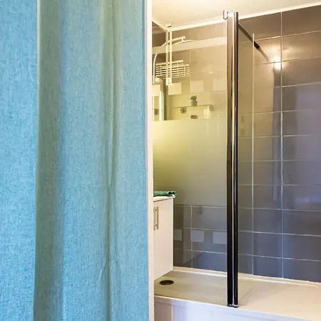 Zenbnb - Le Majestic / Avec 1 / Parking Prive / Balcon *